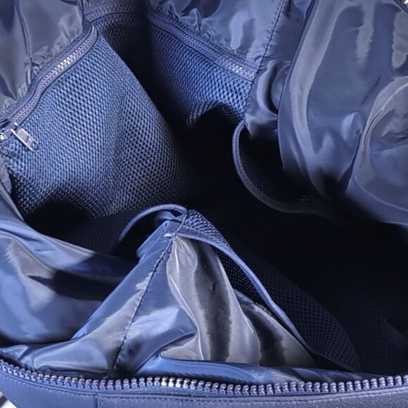 Dagne Dover Landon Navy Blue Carryall X Large Neoprene Duffle - Picture 6 of 9